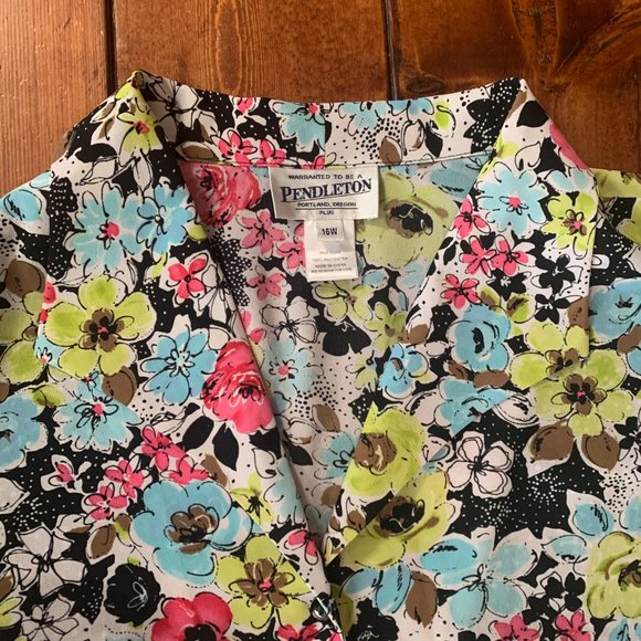 Pendleton 16W Bright Floral Women's Short Sleeve Button Down Top Blouse EUC - Picture 4 of 11